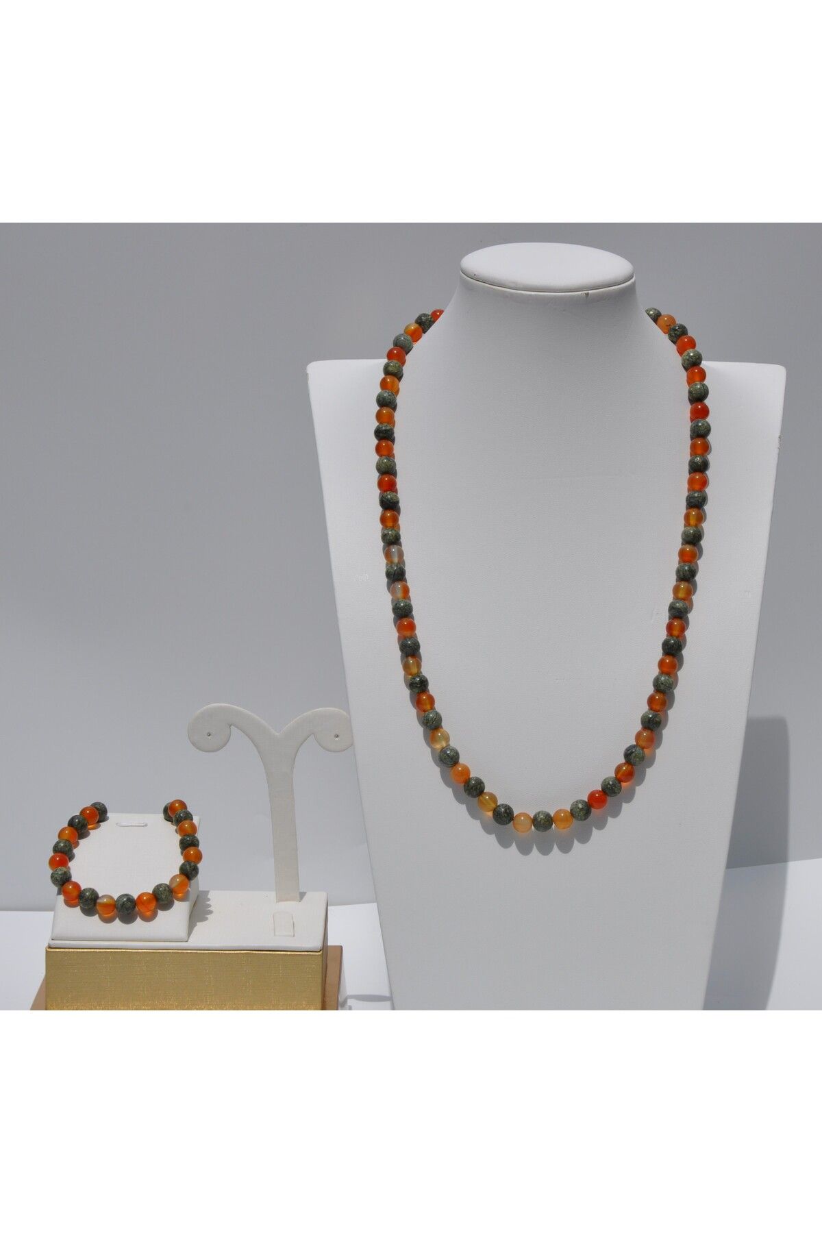 Nilfu Atelier AKİK VE PERİDOT TAŞI DOĞAL TAŞ KOLYE BİLEKLİK SETİ