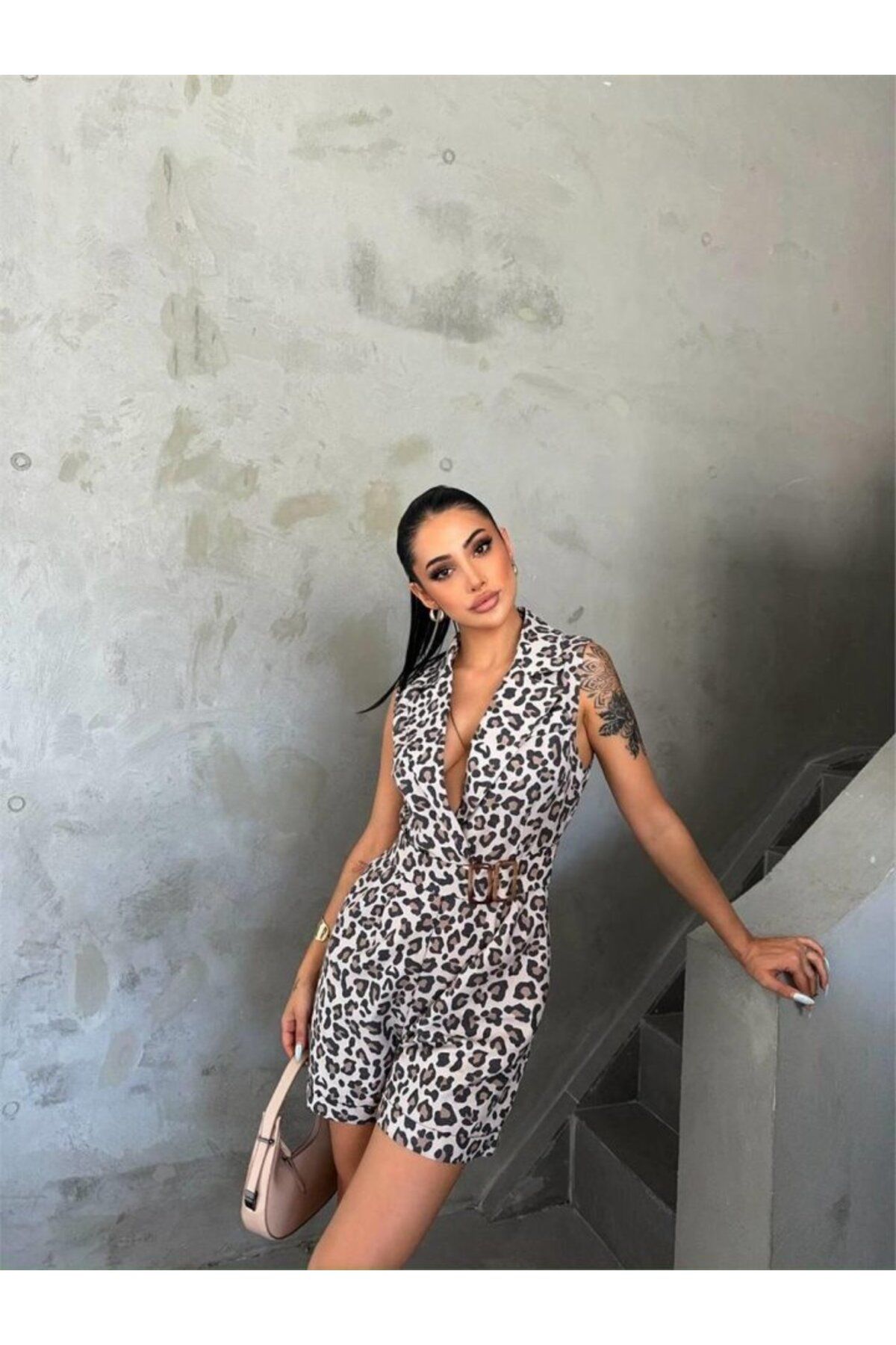 ARUZ MODA LEOPAR ŞORT TULUM CEKET YAKA TOKA DETAYLI - Leopar