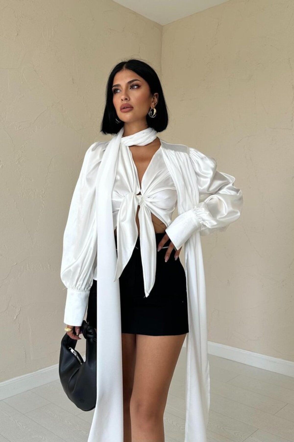 ARUZ MODA Ekru Önü Bağlamalı Bluz