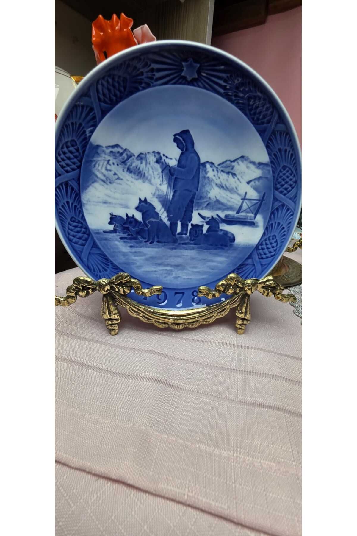 Royal Copenhagen Porselen Yıllar Serisi (1978 1992)19cm