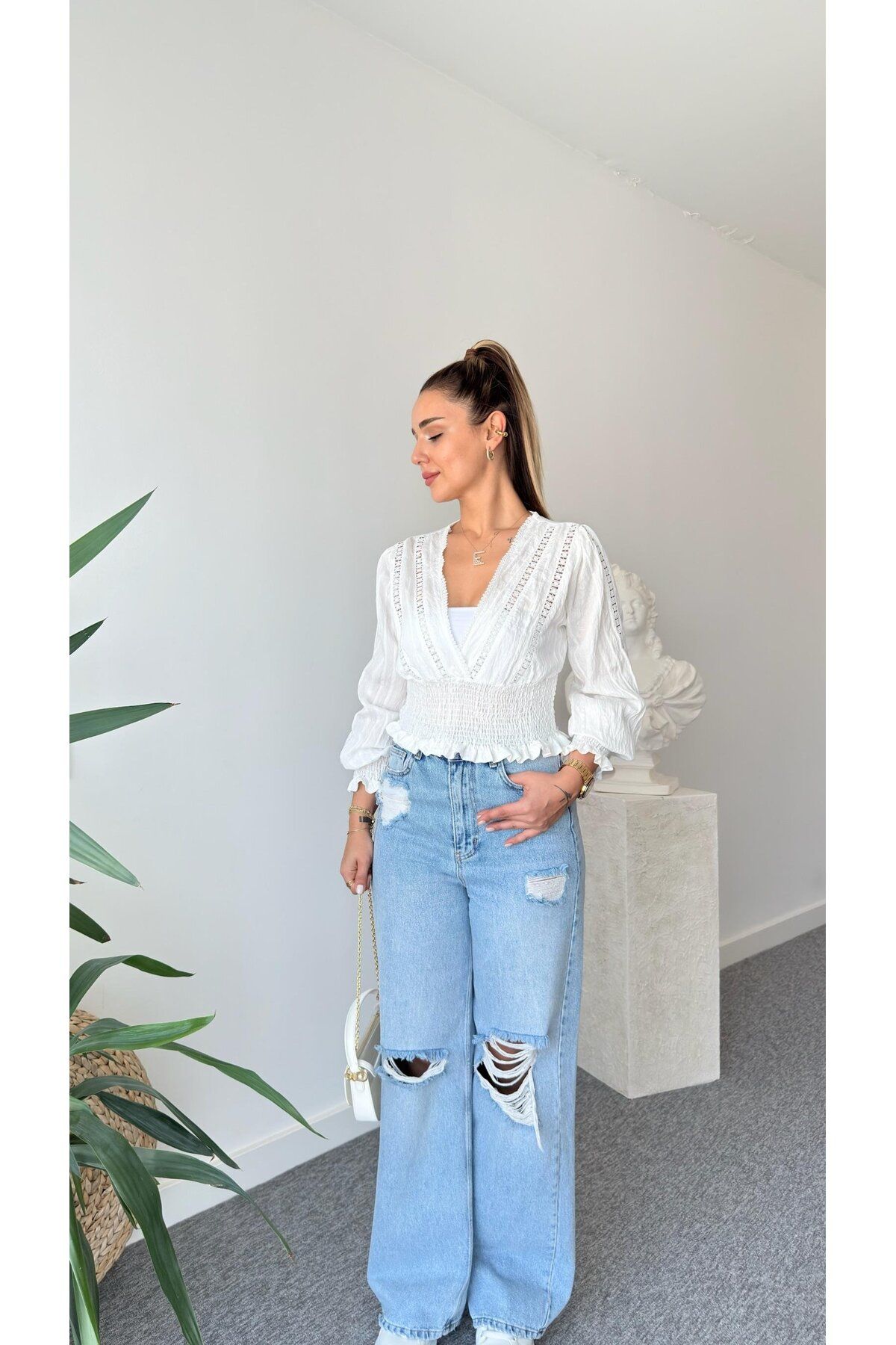 TRENDY Sier Dantel Detaylı Gipeli Bluz