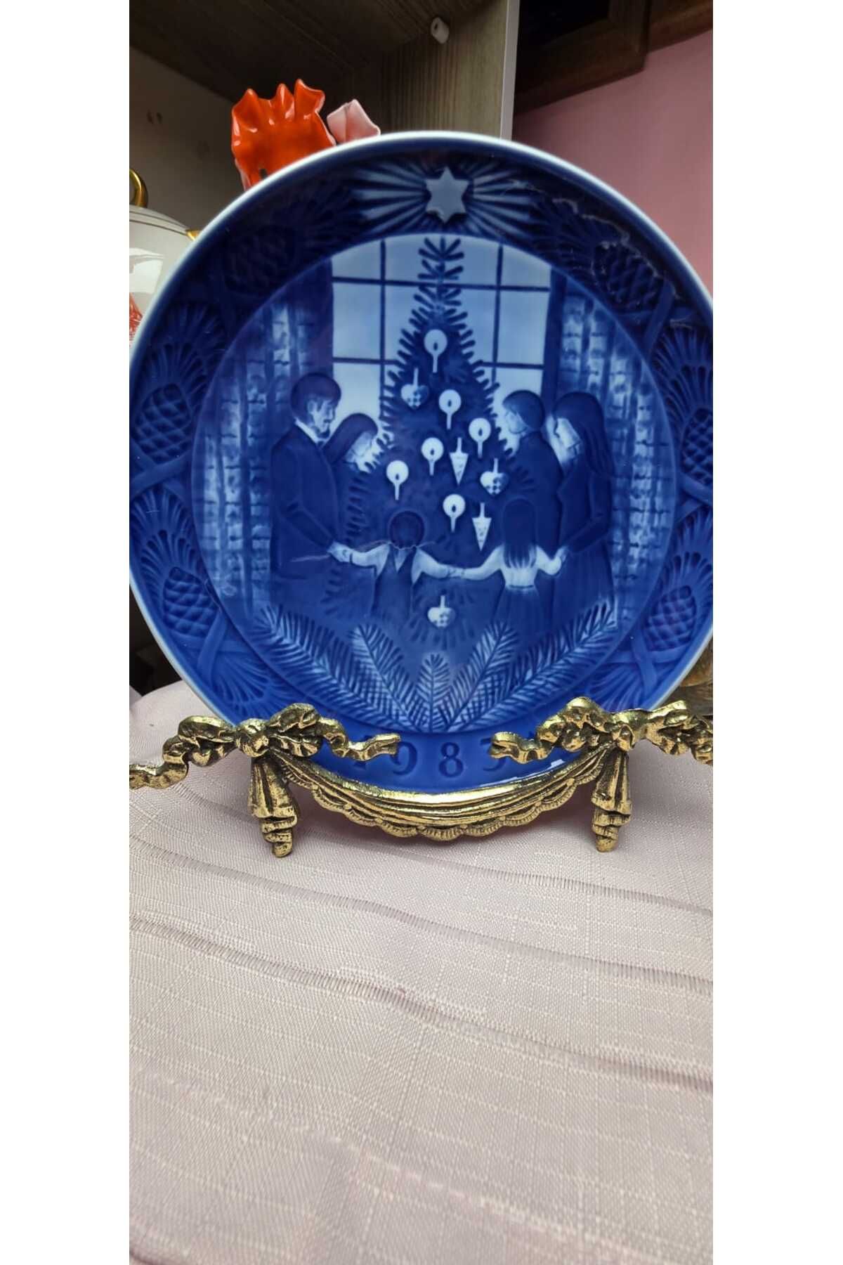 Royal Copenhagen Porselen Yıllar Serisi (1978 1992)19cm