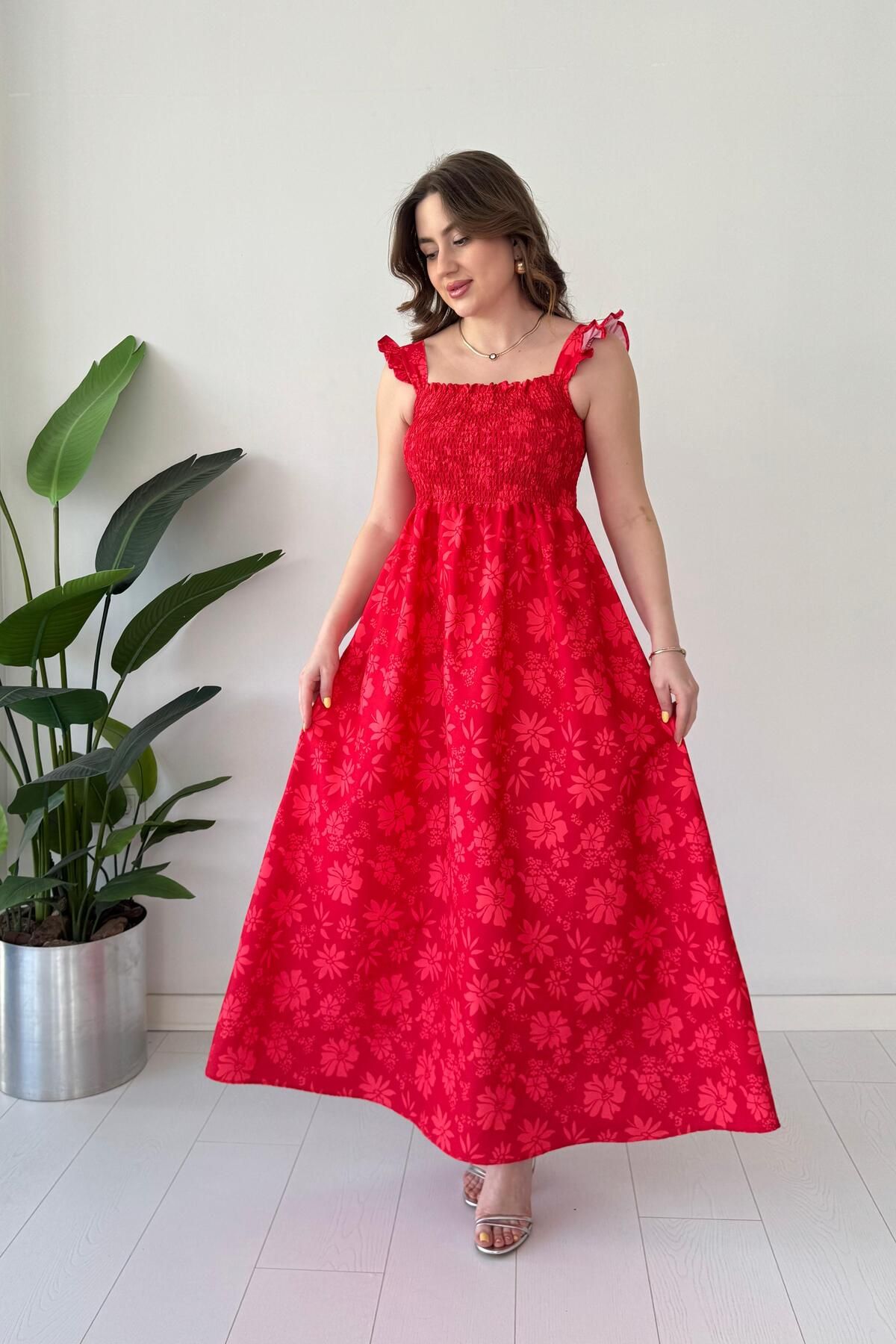 MaziButik Gipeli Maksi Floral Elbise Kırmızı