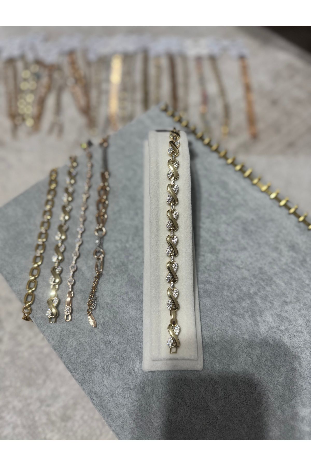 XUPING JEWELRY KADIN 18K ÇELİK PASLANMAZ KARARMAZ BİLEKLİK