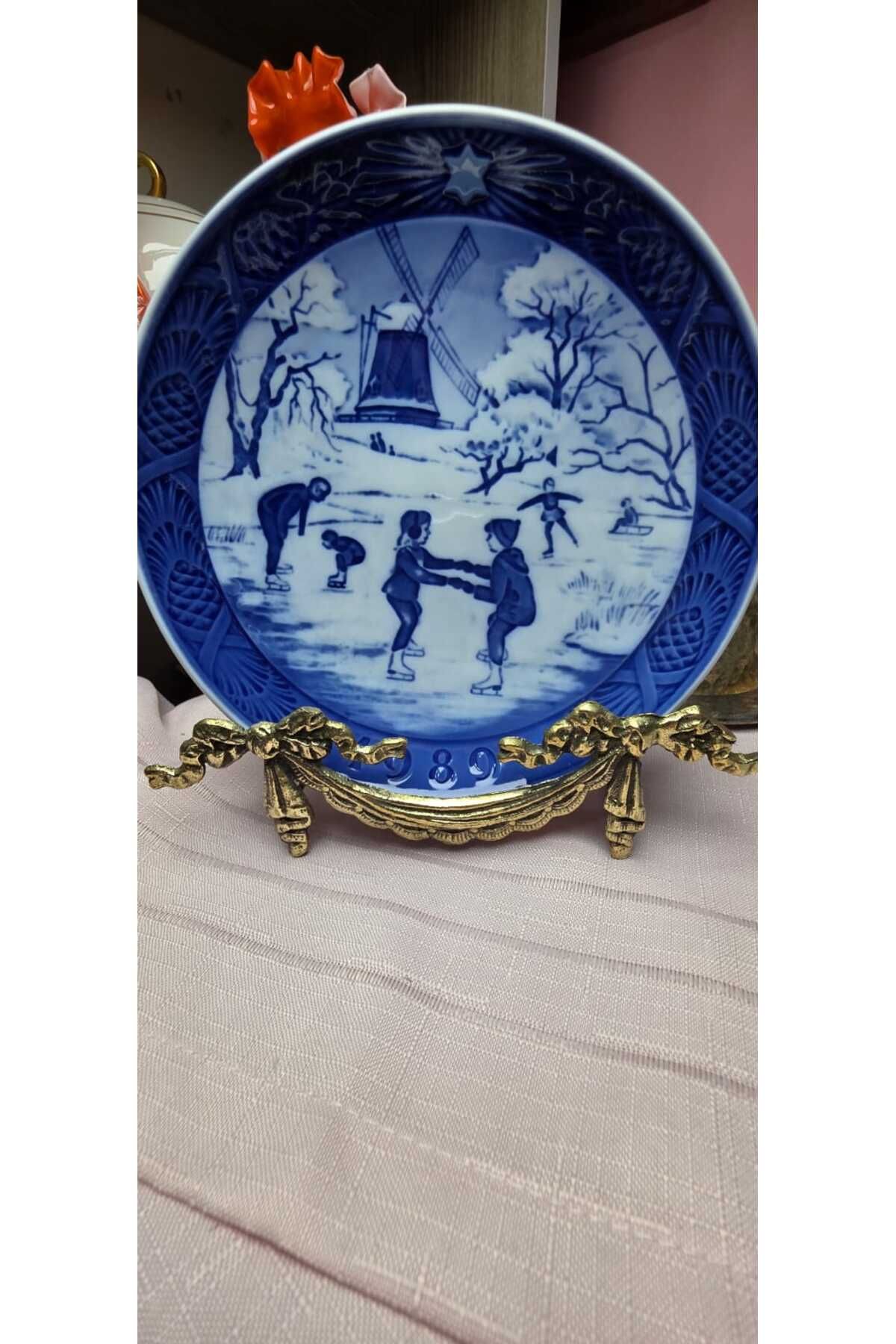 Royal Copenhagen Porselen Yıllar Serisi (1978 1992)19cm