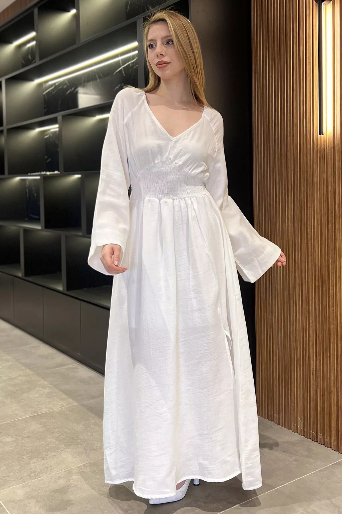 GÜLSELİ Beyaz Kadın Yırtmaçlı Bel Lastikli Keten Elbise