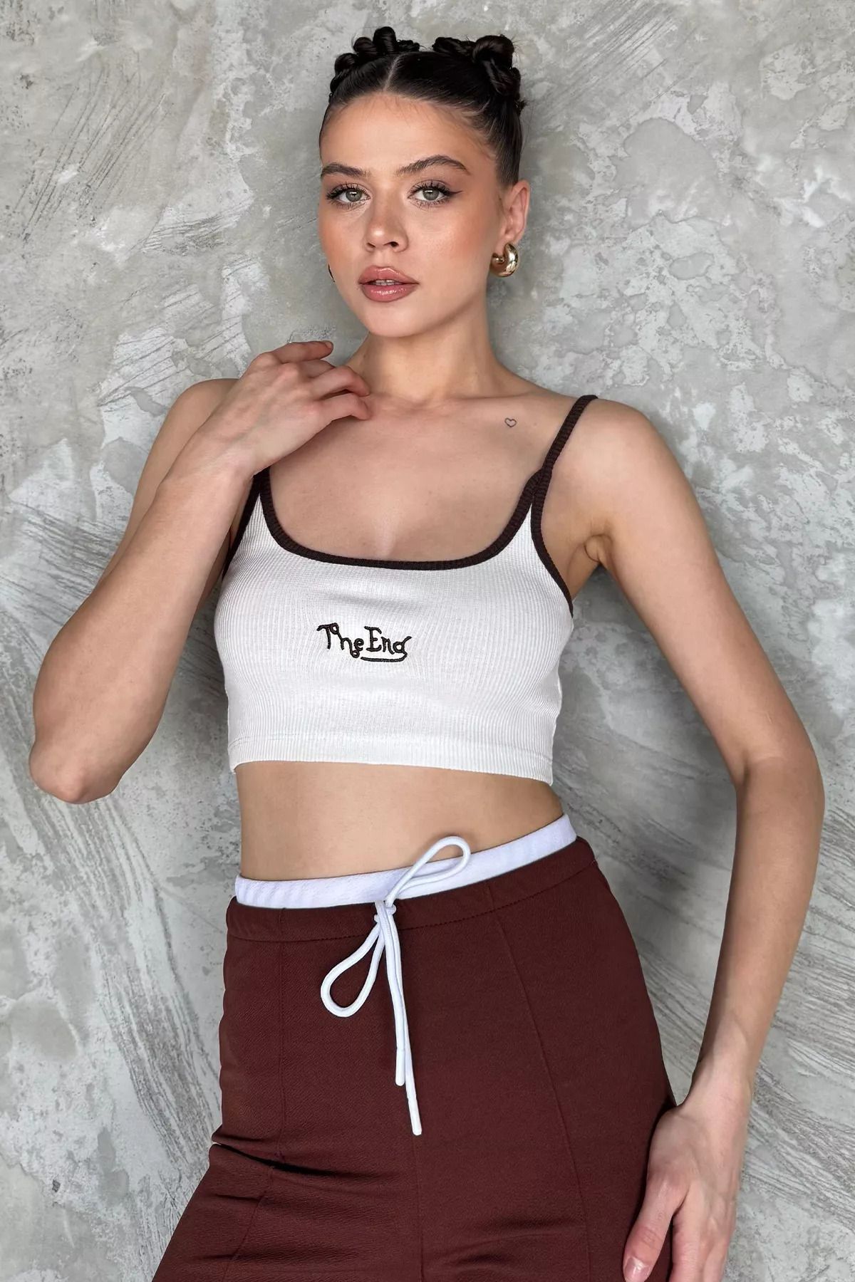 GÜLSELİ Kremkahve İp Askılı Nakışlı Crop Top Kaşkorse Bluz (s-m-l Uyumludur)