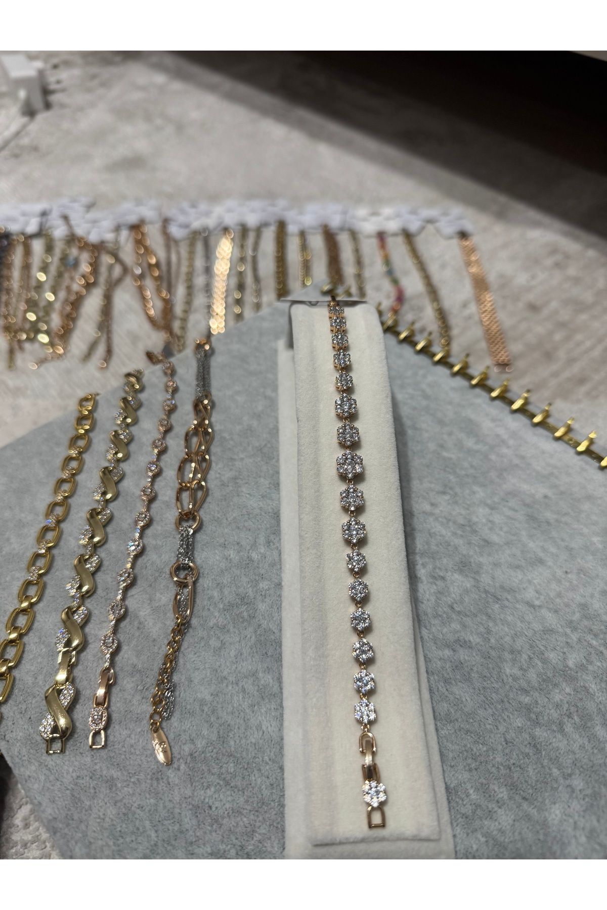 XUPING JEWELRY KADIN 18K ÇELİK BİLEKLİK KARARMAZ PASLANMAZ