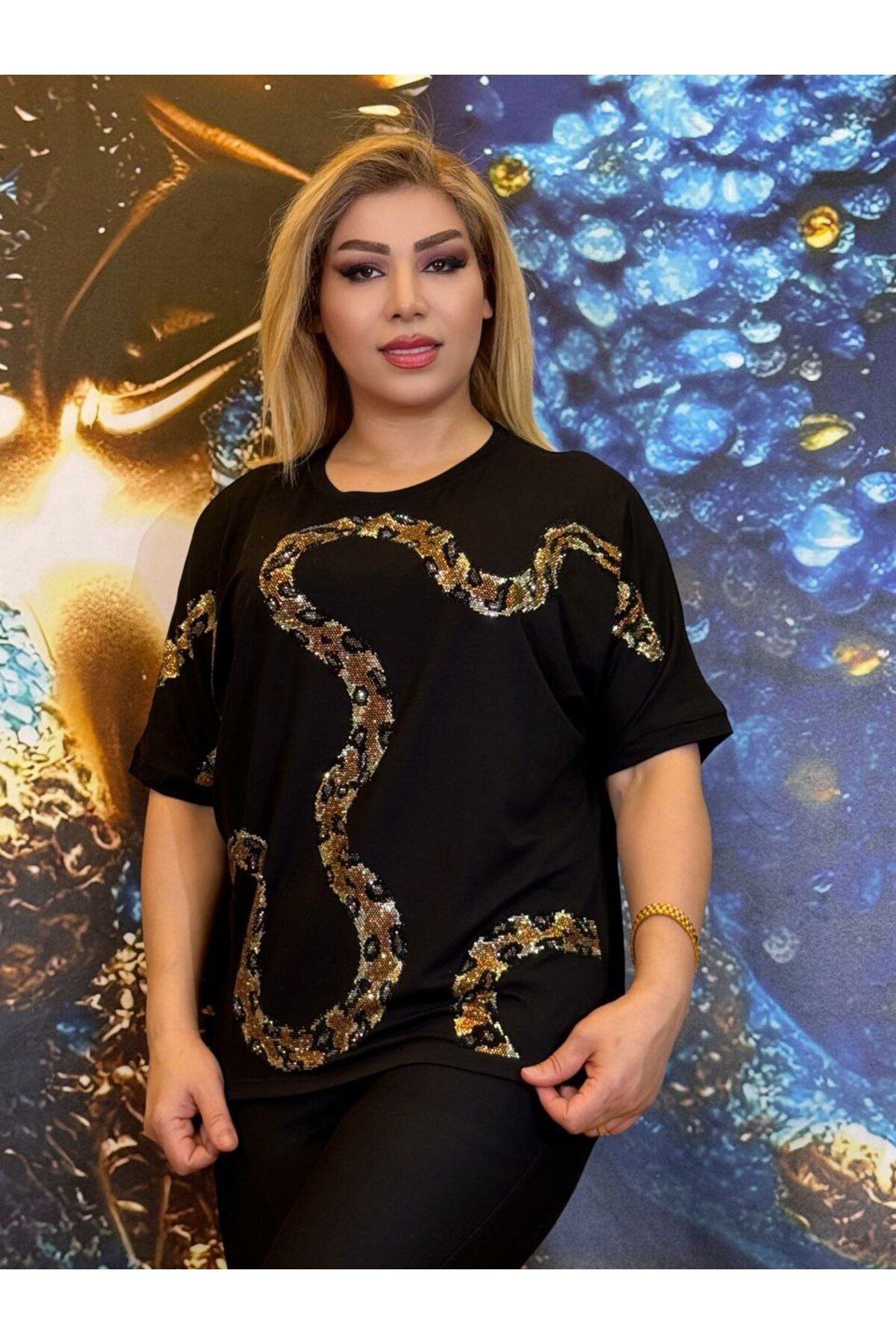 Yeşilmoda Abiye bluz,Taşli işlemeli,Yüksek kaliteli,siyah renk,Kısa kollu,Yılan Desenli,3 iplikli pamuklu