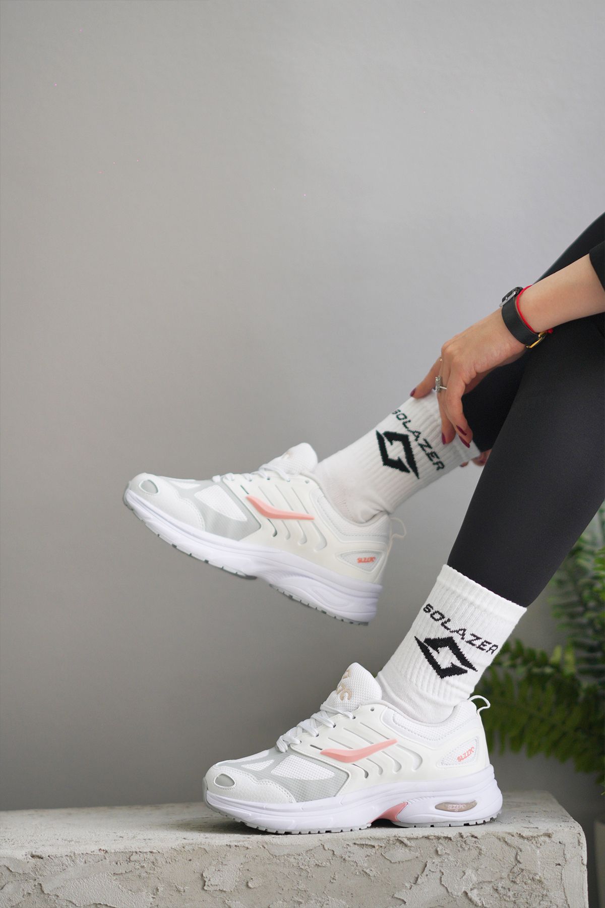 SOLAZER Kadın Beyaz Pudra Sneaker Günlük Spor Ayakkabı 041-2