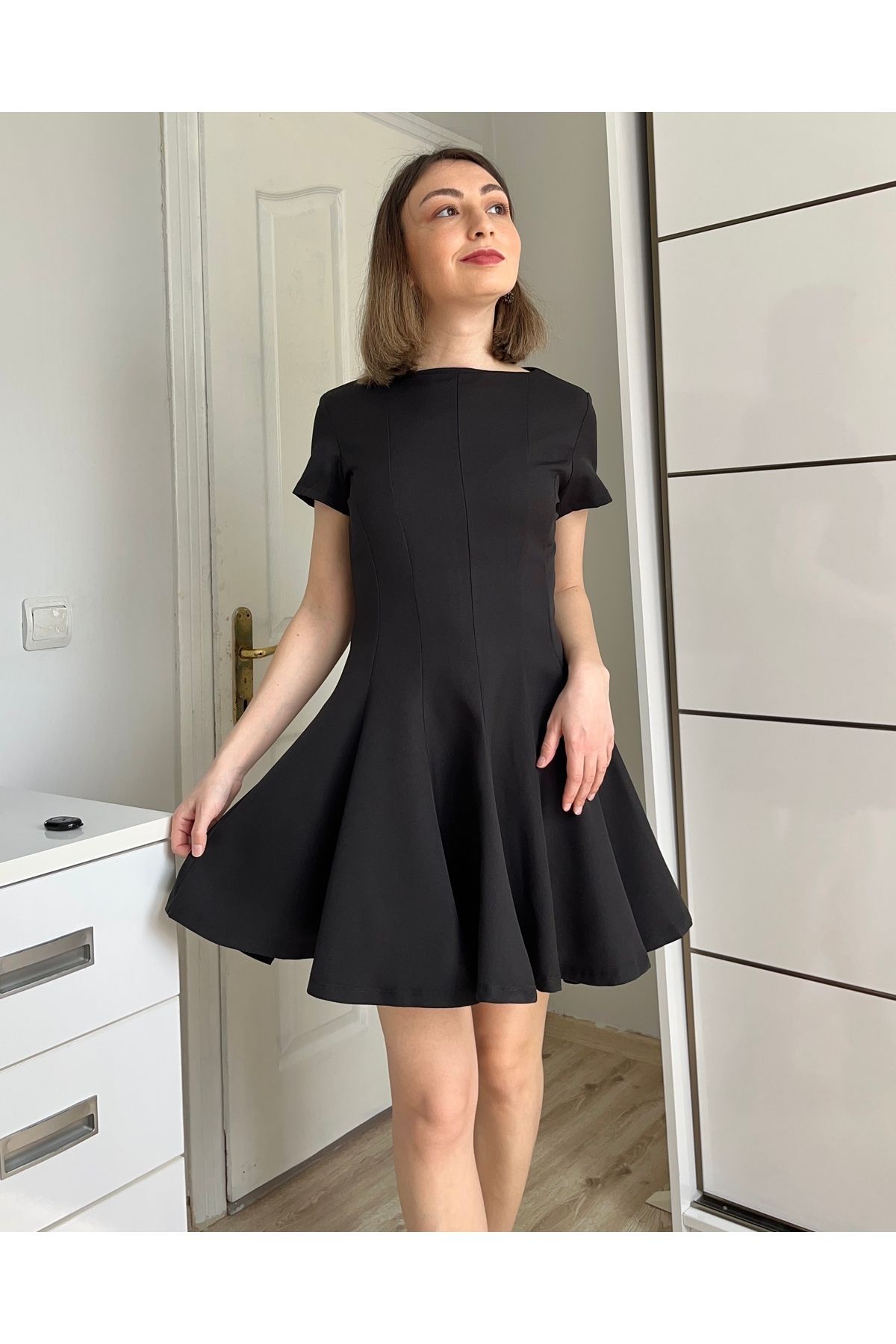 Gökcan Butik Mini Bordo Volanlı Elbise