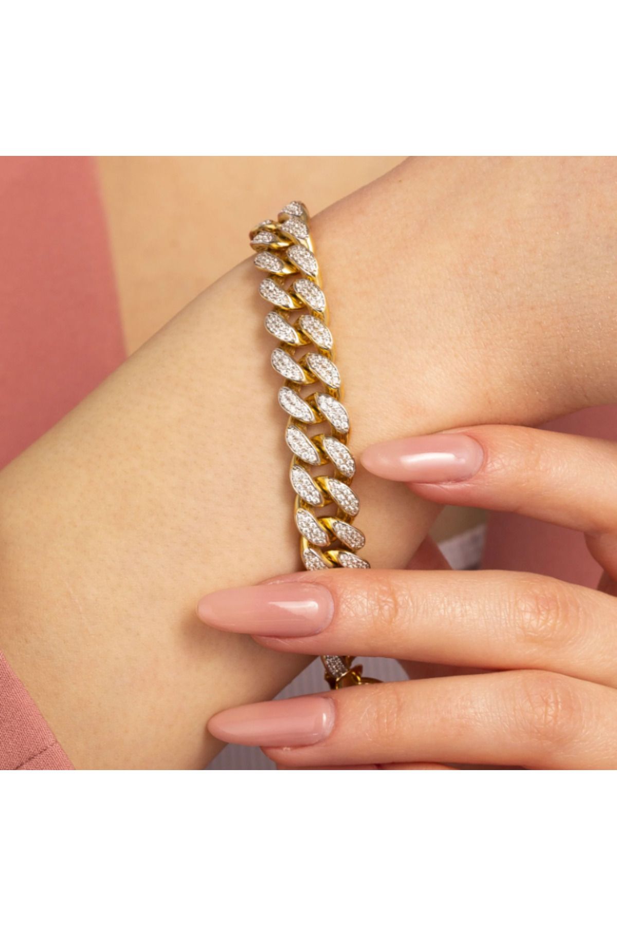 Ervalina Trend Moda: Altın rengi, tam zirkon taşlı gurmet çelik bileklik