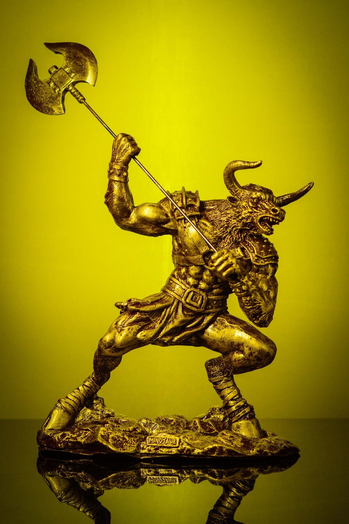 Narçiçeği Takı ve Hediyelik Eşya Narçiçeği Takı Özel Tasarım Büyük Boy Minotor Minotauros Altın / Bronz Heykel Biblo