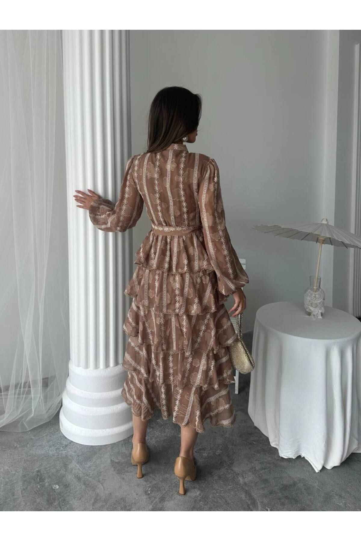 Butik Floral Frill Dress Elbise