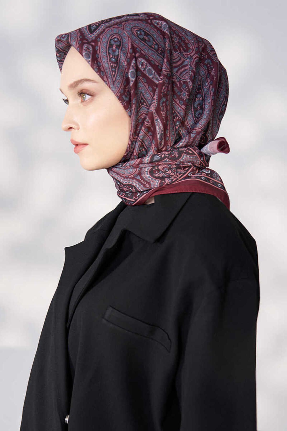 Madame Polo eşa Eşarp