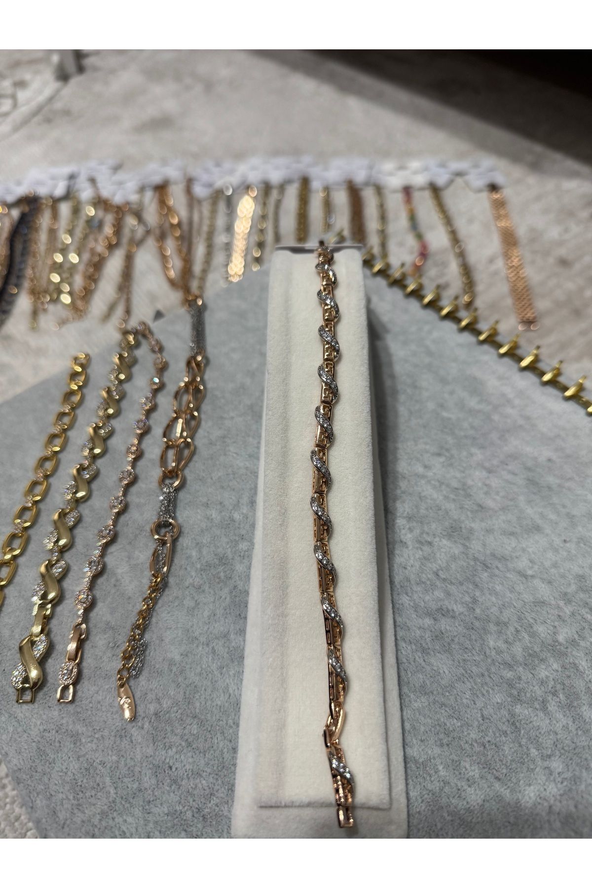 XUPING JEWELRY KADIN 18K ÇELİK BİLEKLİK KARARMAZ PASLANMAZ