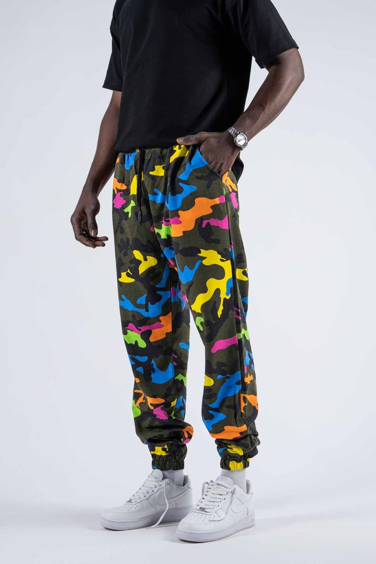 SUPERBLUE-Men's Camouflage Patterned Loose Colorful Jogger Pants 3