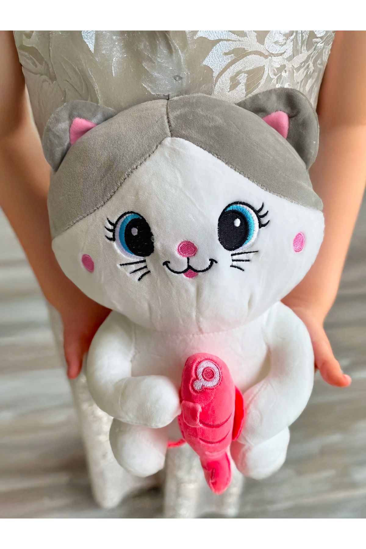PoppyPlays Balık Tutan Kedicik Peluş Oyuncak Büyük 40CM - Denizci Kedi Pofuduk Hediyem