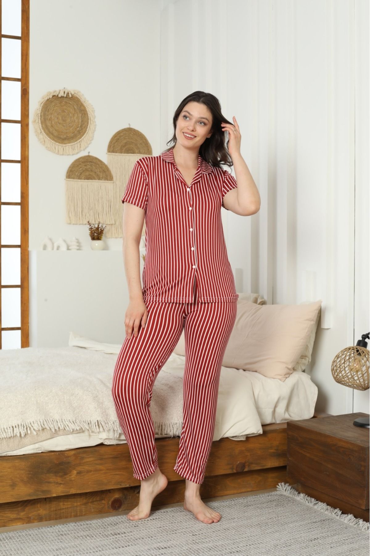 LİLA İÇ GİYİM Kadın Milan Düğmeli Çizgili Kırmızı Pijama Takımı