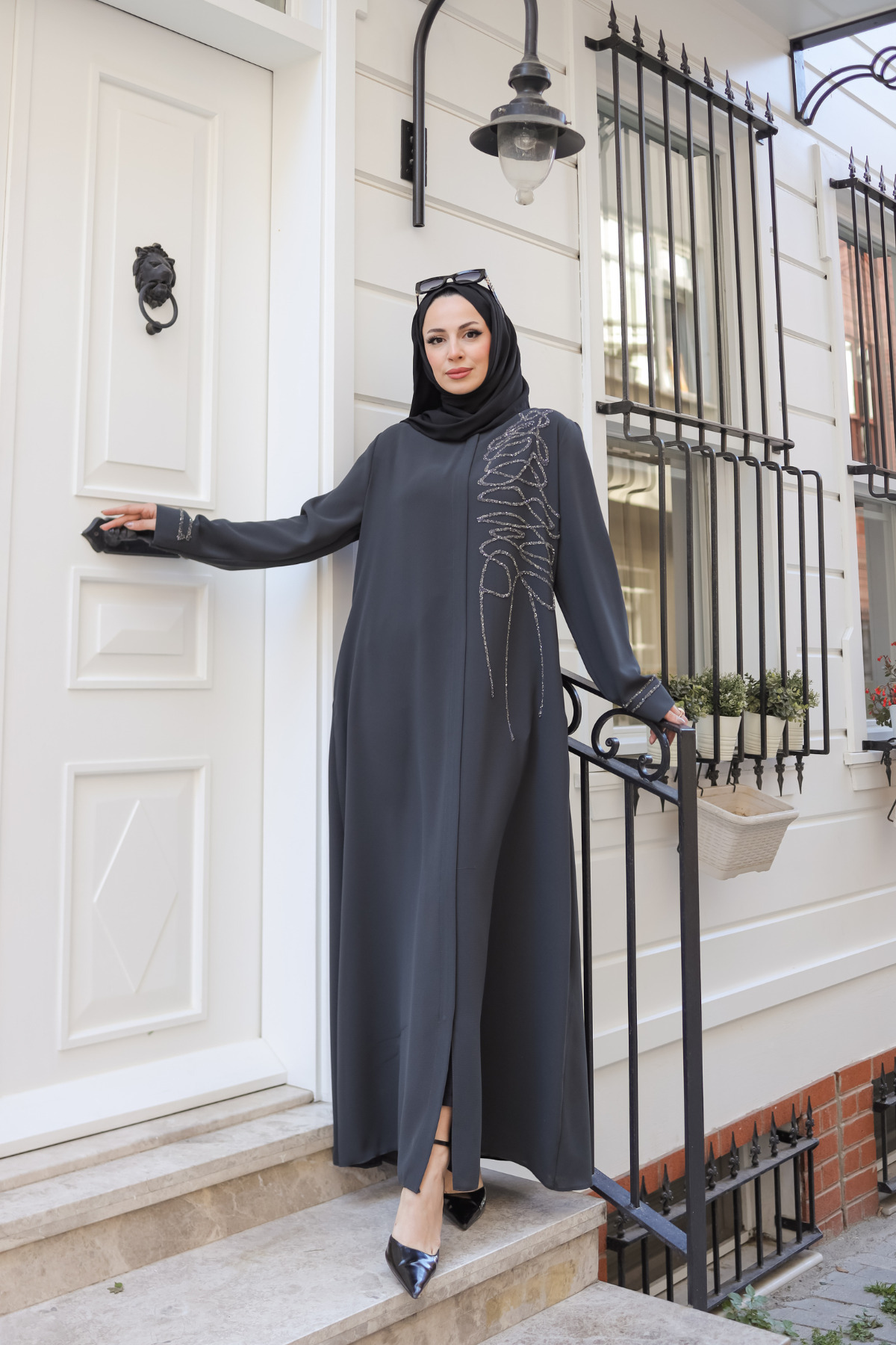 KADEEM Eliza Taş İşlemeli Ferace - 9042