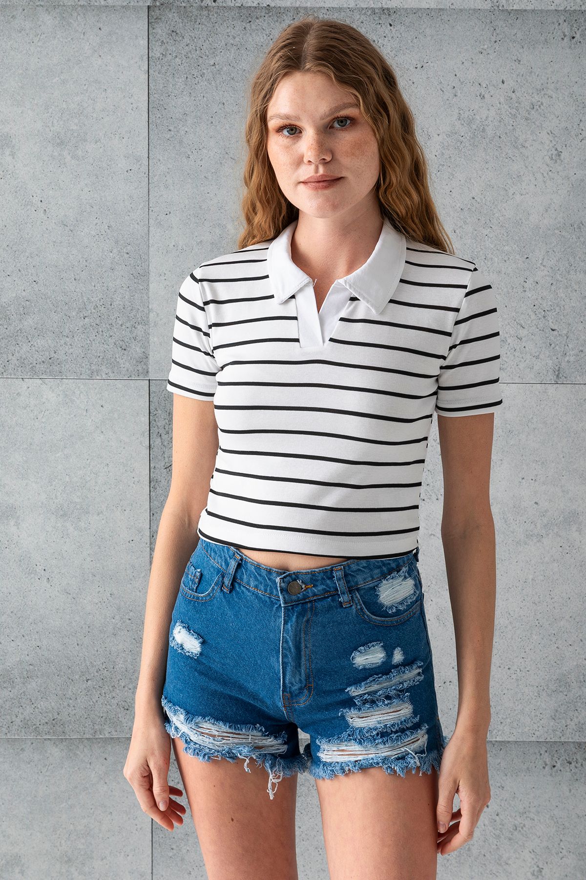 GİYSA Kadın Polo Yaka Çizgili Pamuklu T-Shirt Beyaz Siyah - 25795