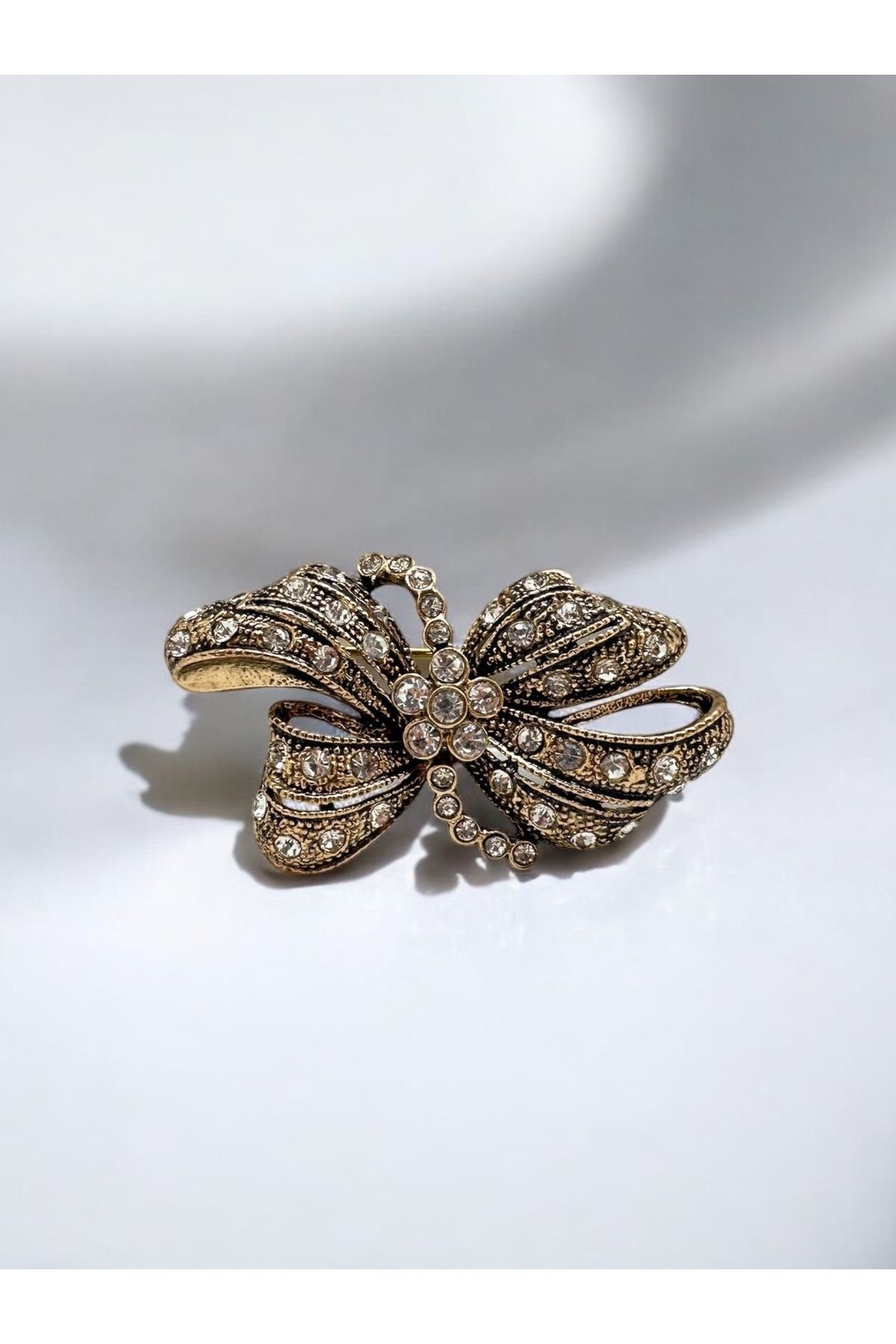 FUYA JEWELLERY Fiyonk Broş