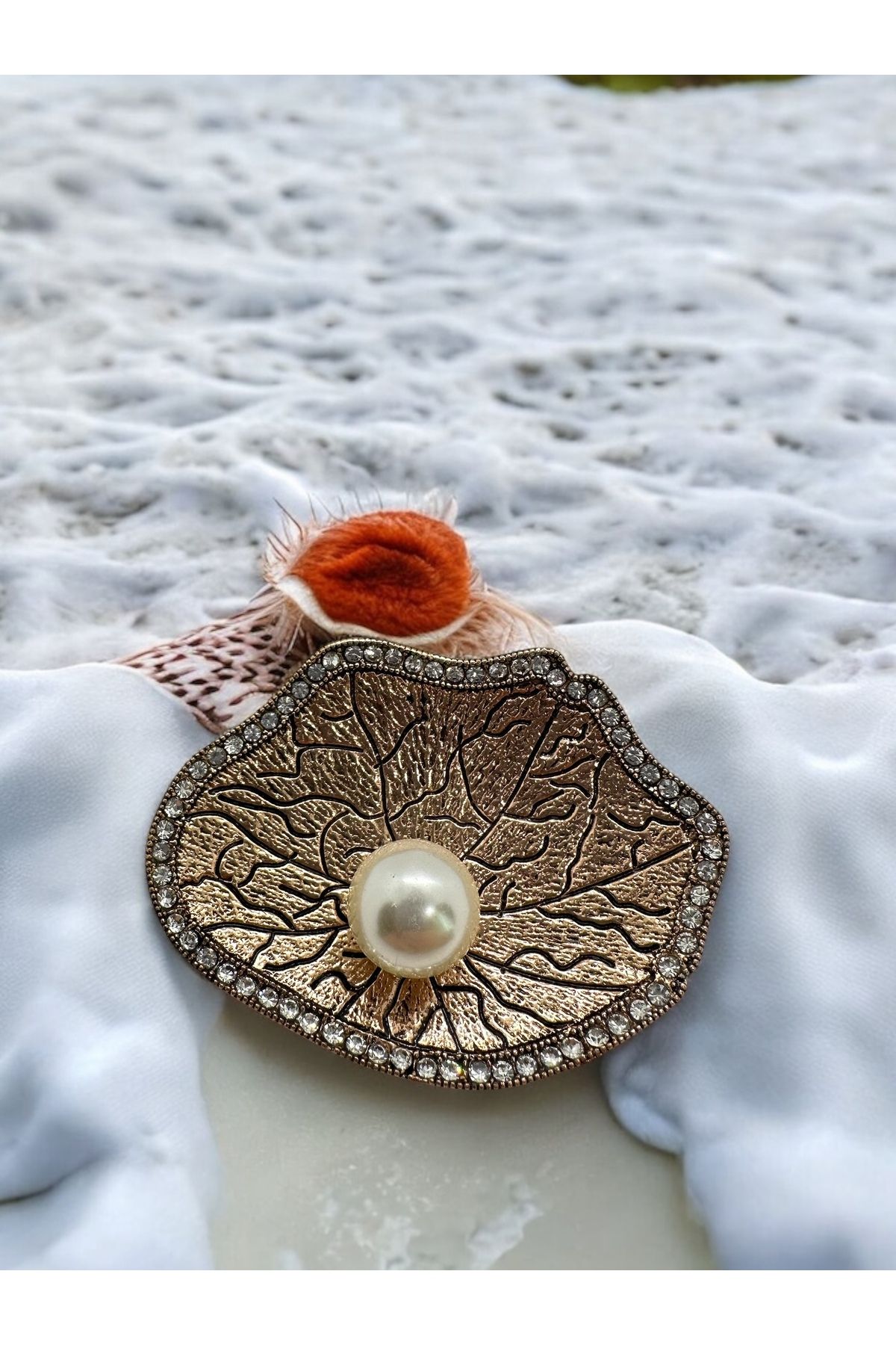FUYA JEWELLERY İstiridye Broş