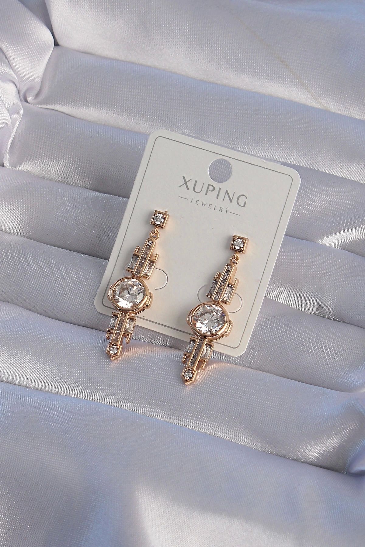 YNT İthalat XUPİNG Rose Renk Zirkon Taşlı Geometrik Sallantılı Küpe