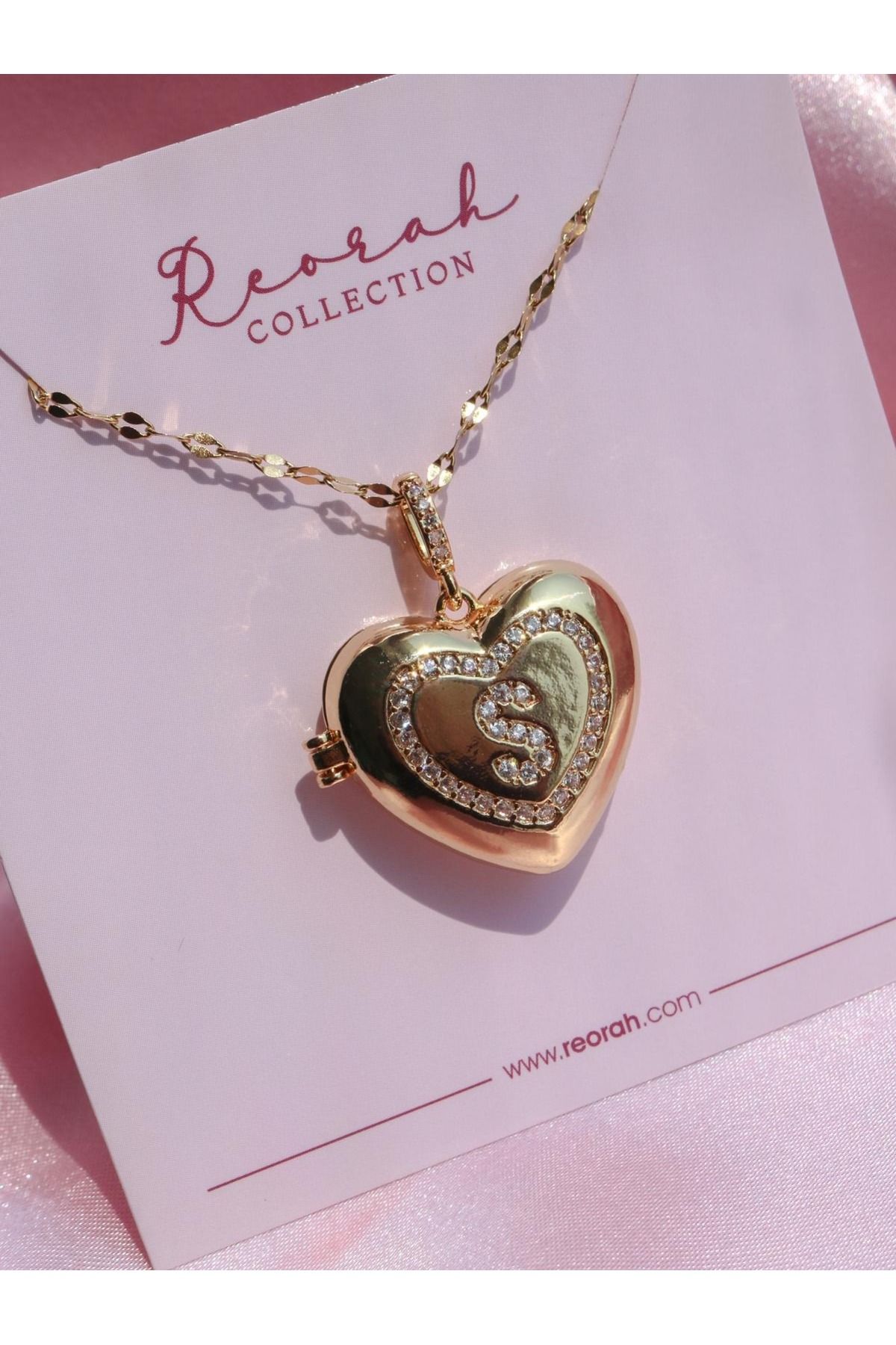 Reorah Collection Kalpli Harf Locket Çelik Kolye-S Harfi