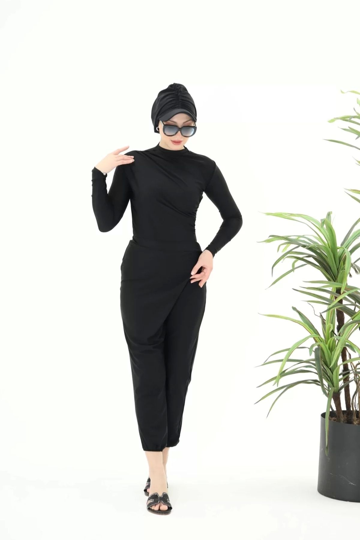 ladrans Betty Siyah Şalvarlı Mayo Takım