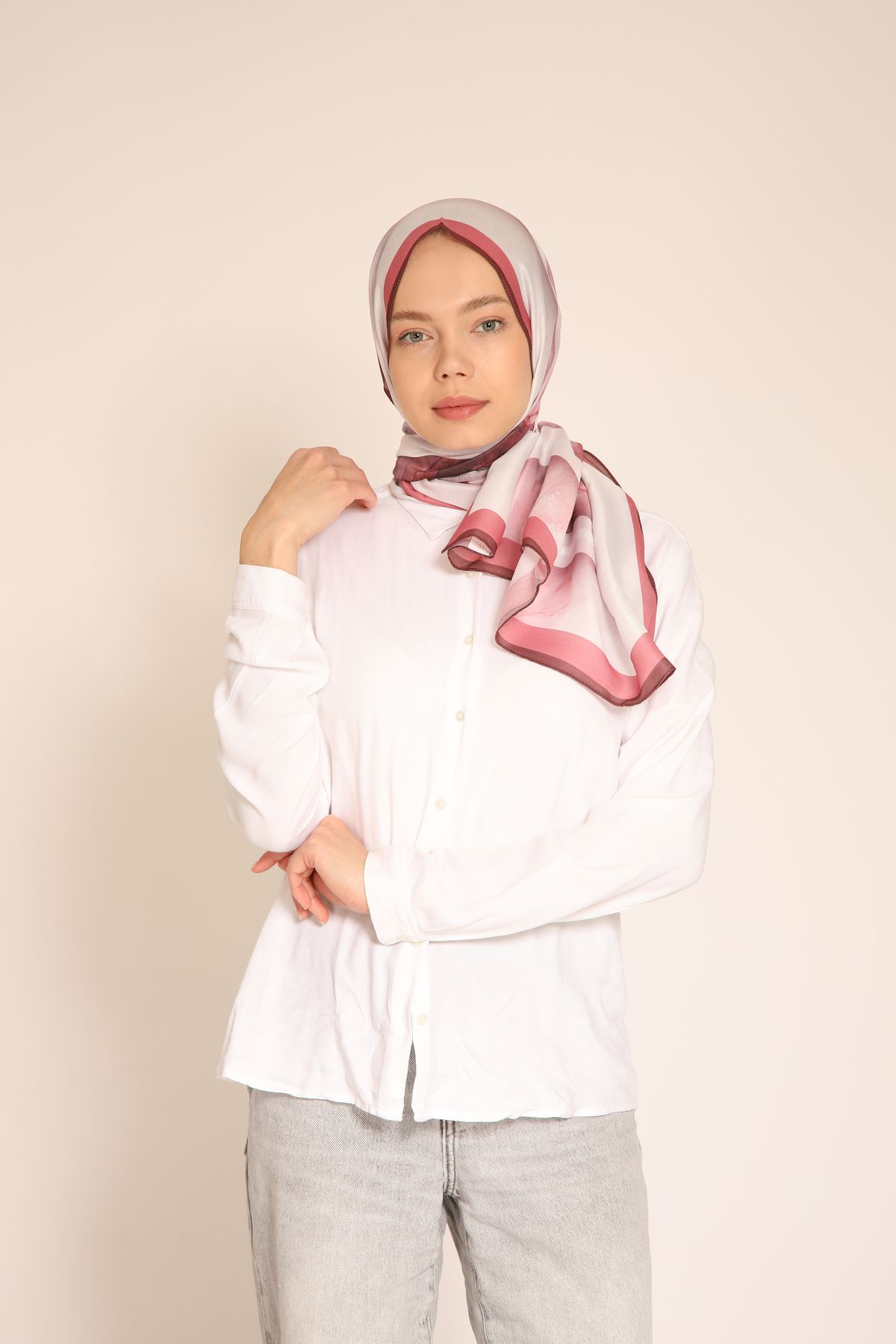 BERCHEM SCARF Kadın Soft Şal | Yumuşak Dokulu, Günlük ve Özel Günlere Uygun, Modern Desen