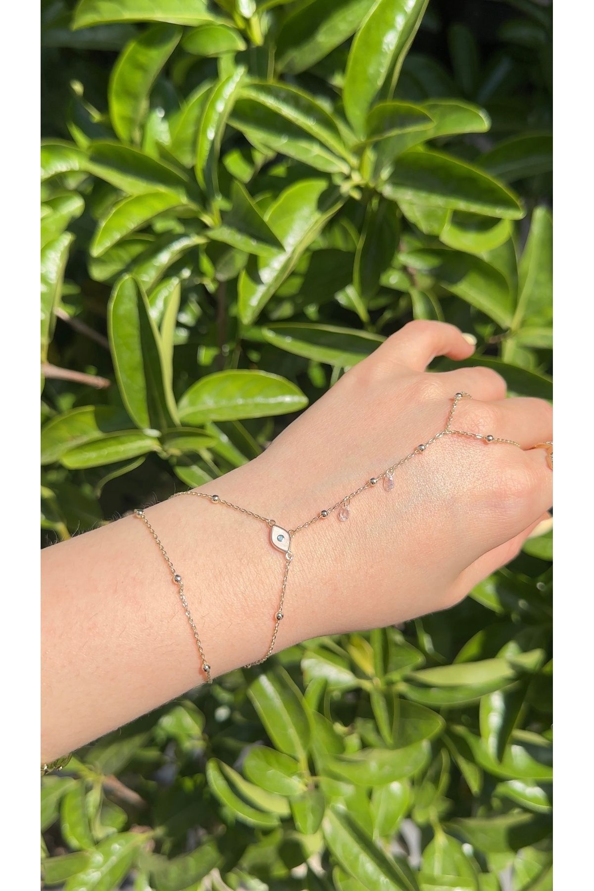 shop Gözlü taşlı Şahmeran