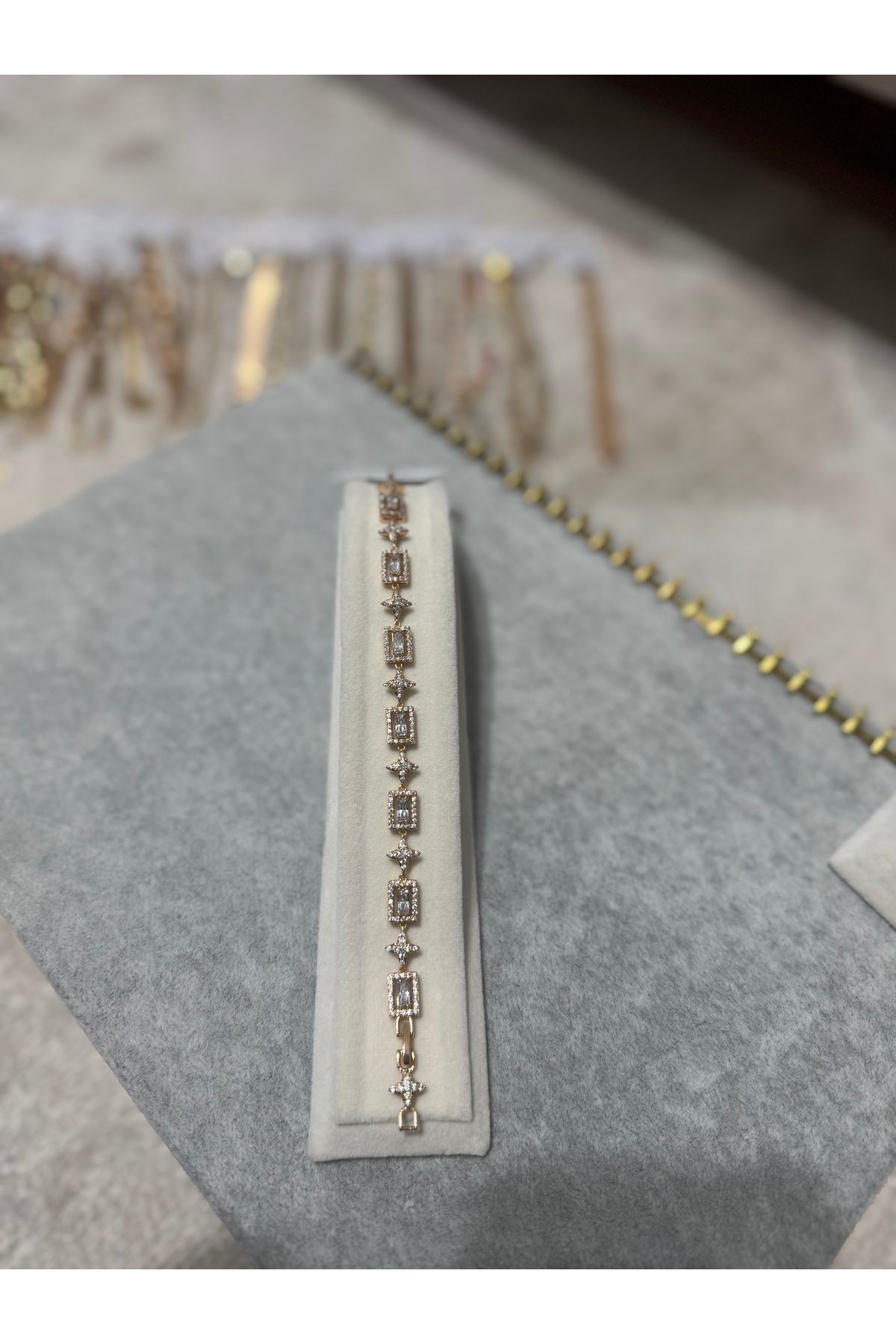XUPING JEWELRY KADIN 18K ÇELİK BİLEKLİK KARARMAZ PASLANMAZ