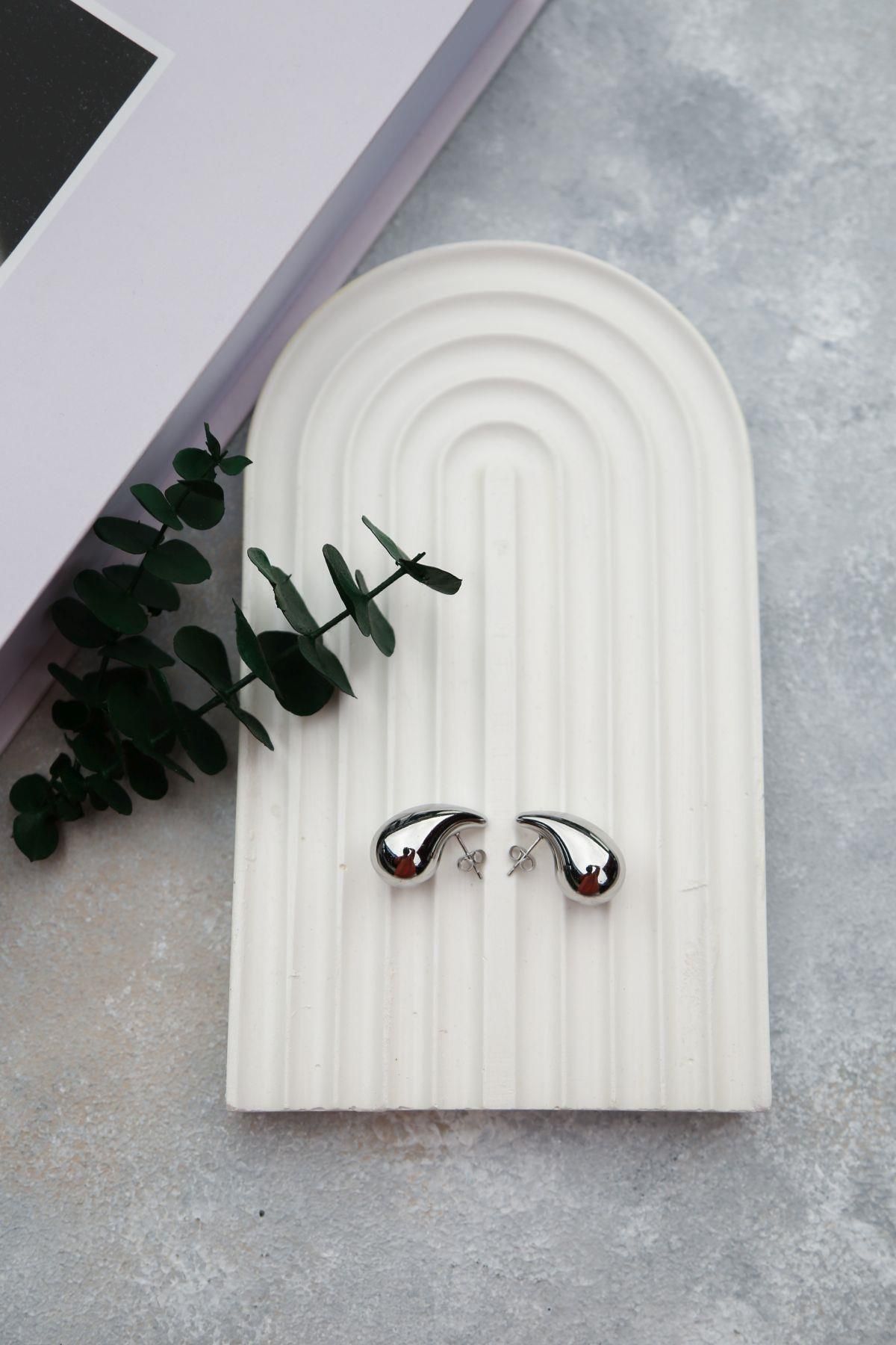 nerede bulurum (Küçük Boy) Bottega Çelik Küpe (Gümüş) KP225