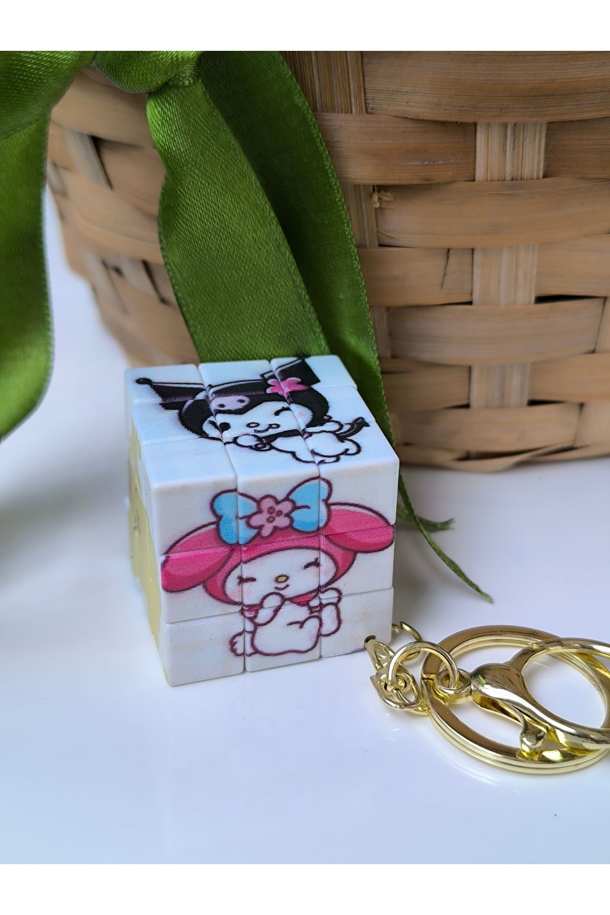 Esey Dizayn Zeka Küpü Yapboz Anahtarlık Kuromi Melody Hello Kitty