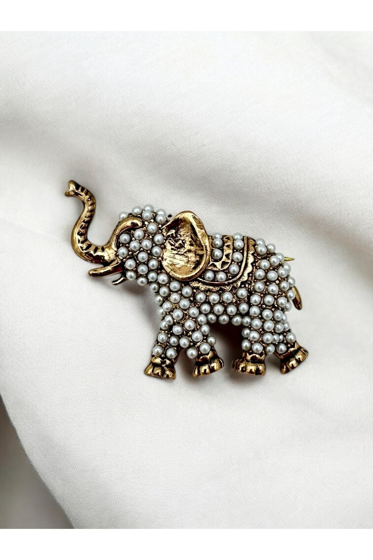 FUYA JEWELLERY Fil Broş