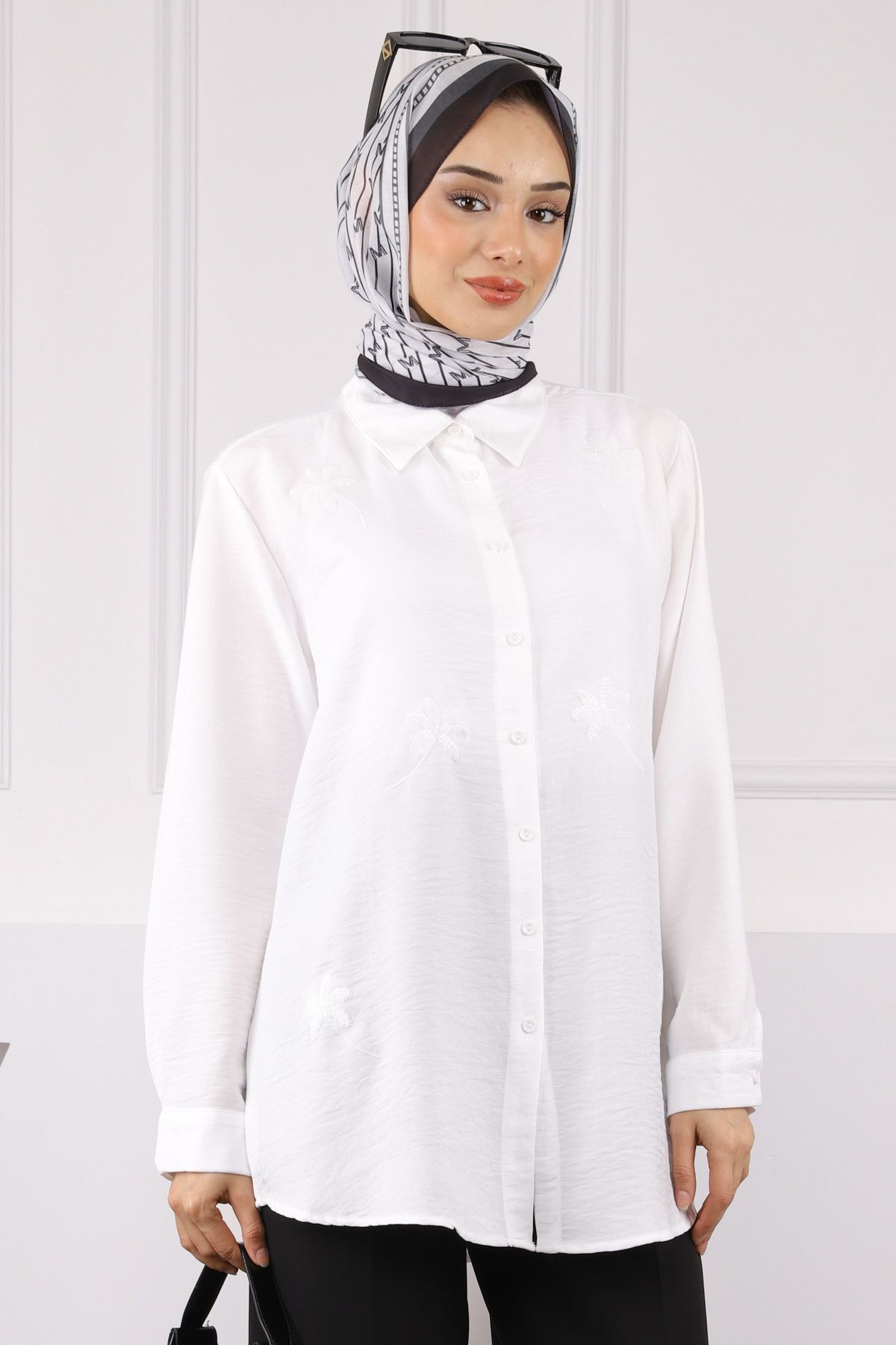 İmajButik Ekru Pul İşlemeli Gömlek