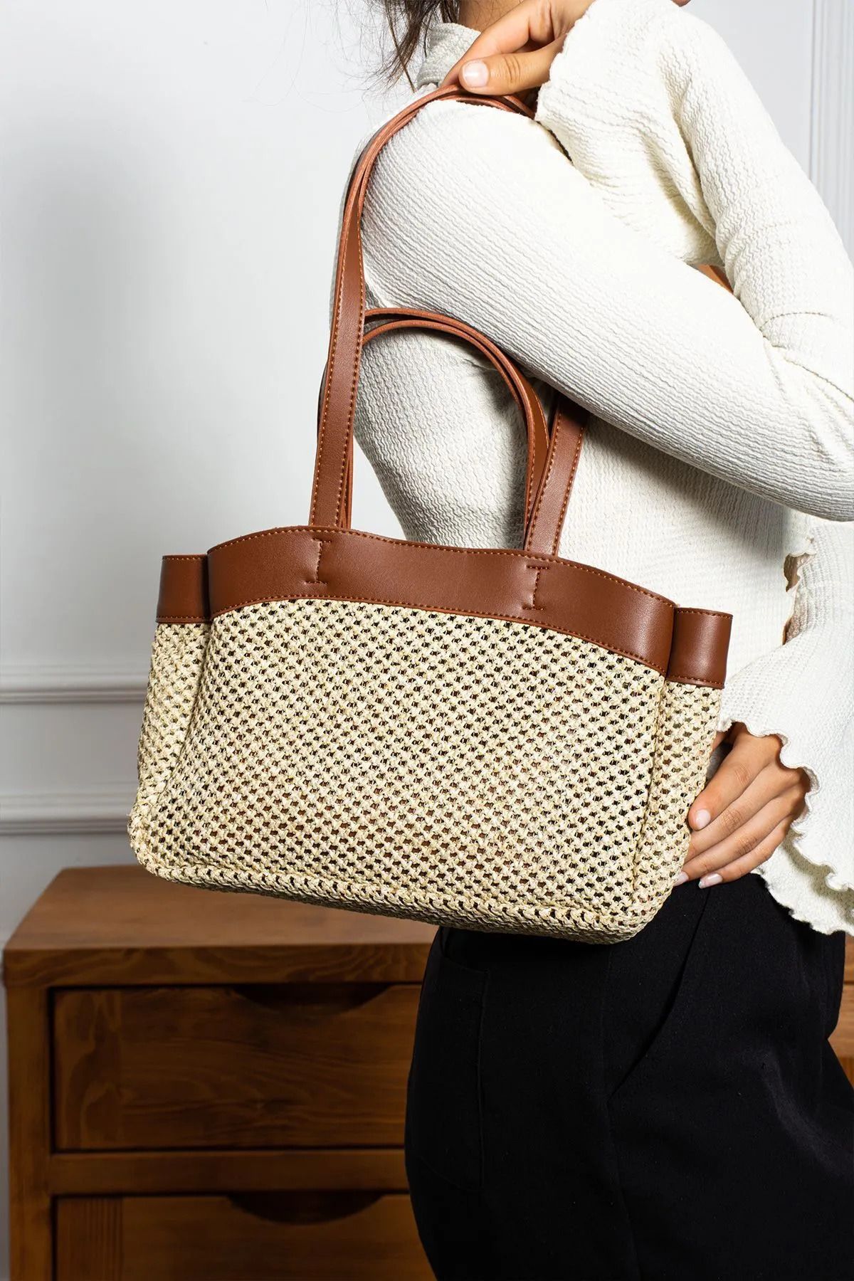 MODA LIZBON A Kalite Ithal Hasır Yavru Çantalı Kadın El Ve Kol Çantası En:35cm Boy:21cm