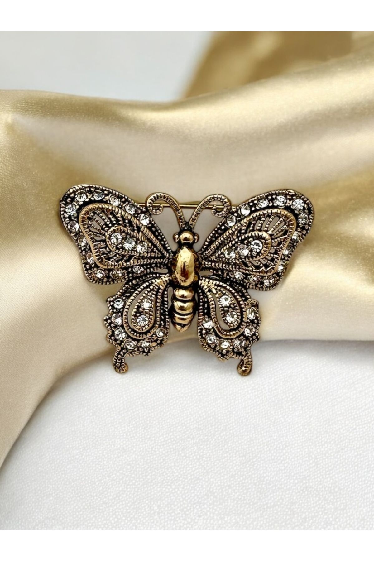 FUYA JEWELLERY Kelebek Broş