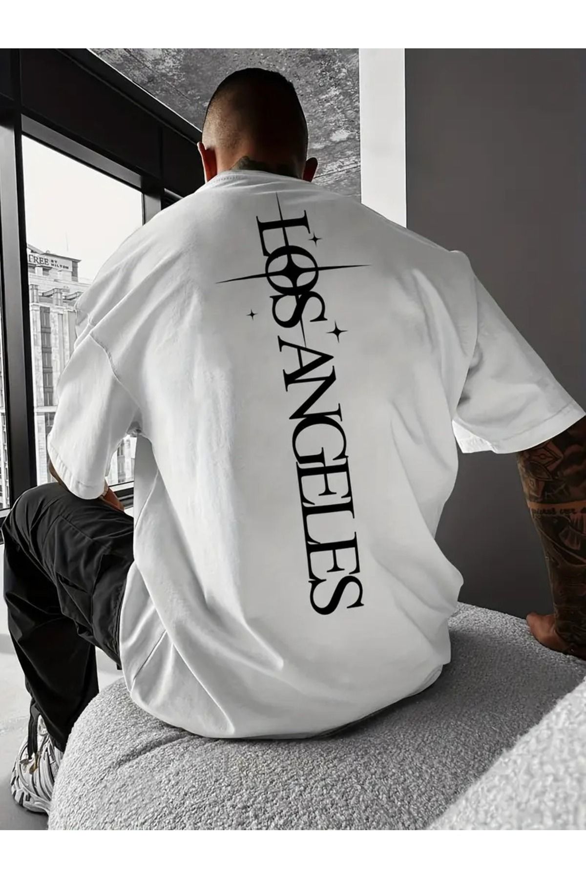LAND MODA Erkekler için "Los Angeles" Y2K Sokak Stili Grafik Tişört - Los Angeles Yazılı, Bej Renkli
