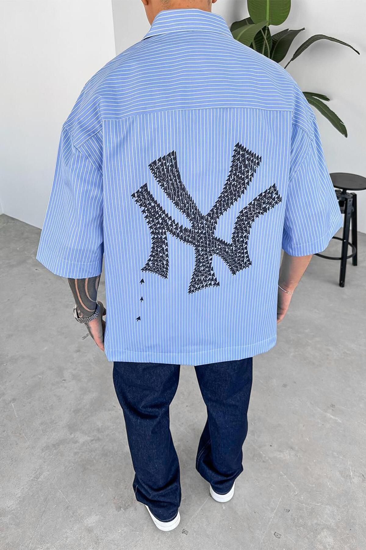 HAFKAGİYİM Bebe Mavi Sırt Baskılı Detay Çizgili Oversize Gömlek