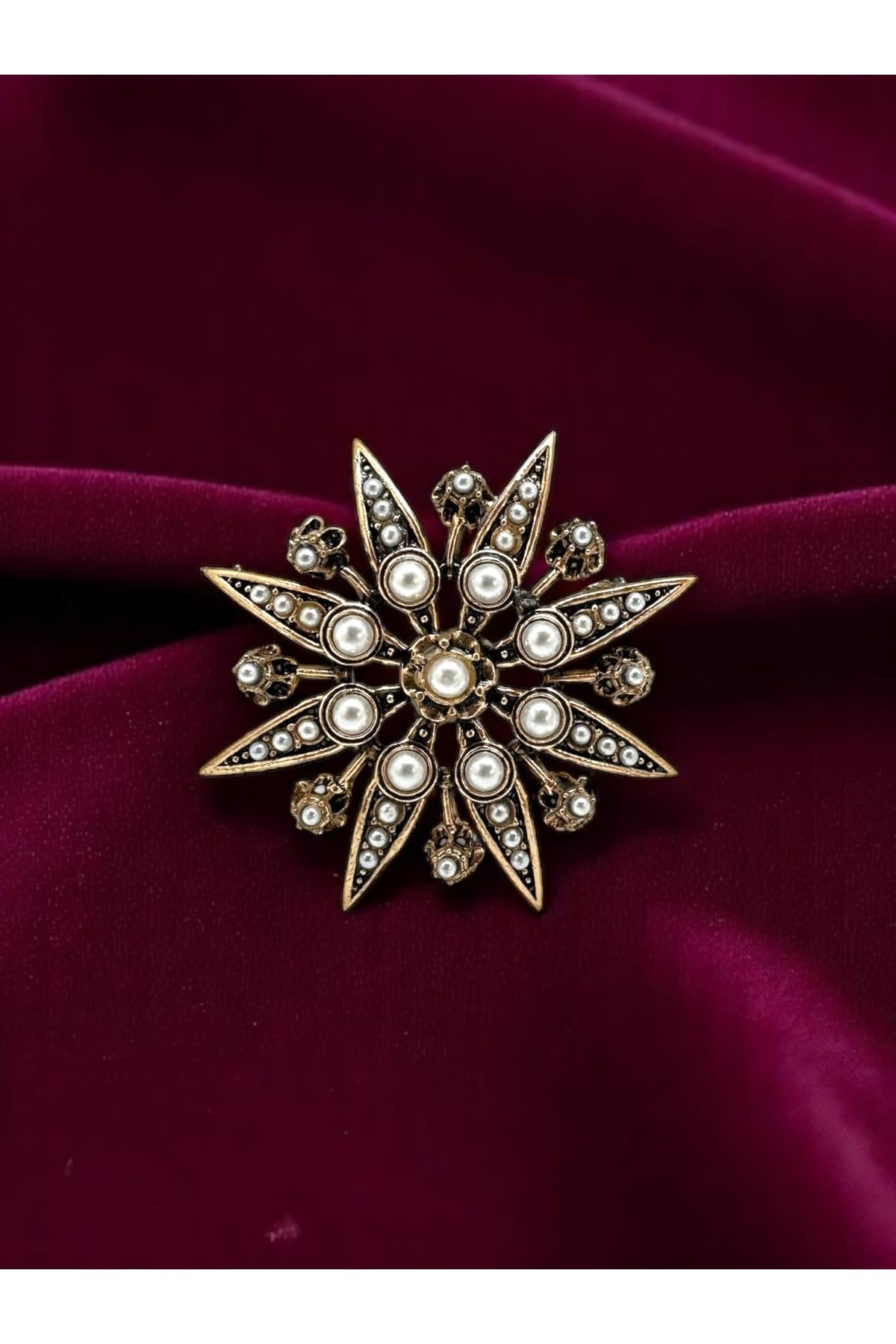 FUYA JEWELLERY Yıldız Broş