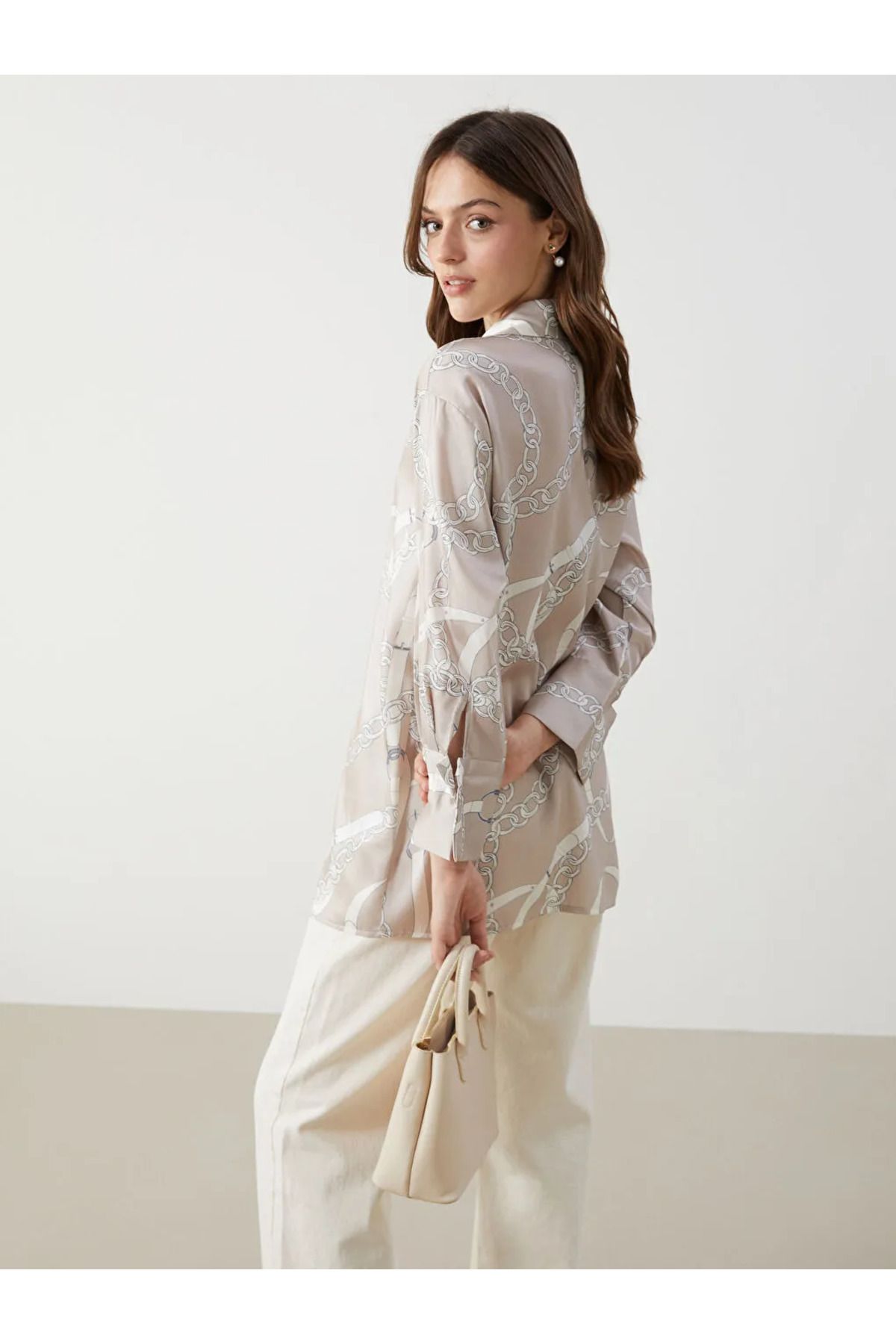 LC Waikiki LCW Modest Bej Desenli Saten Kadın Gömlek Tunik