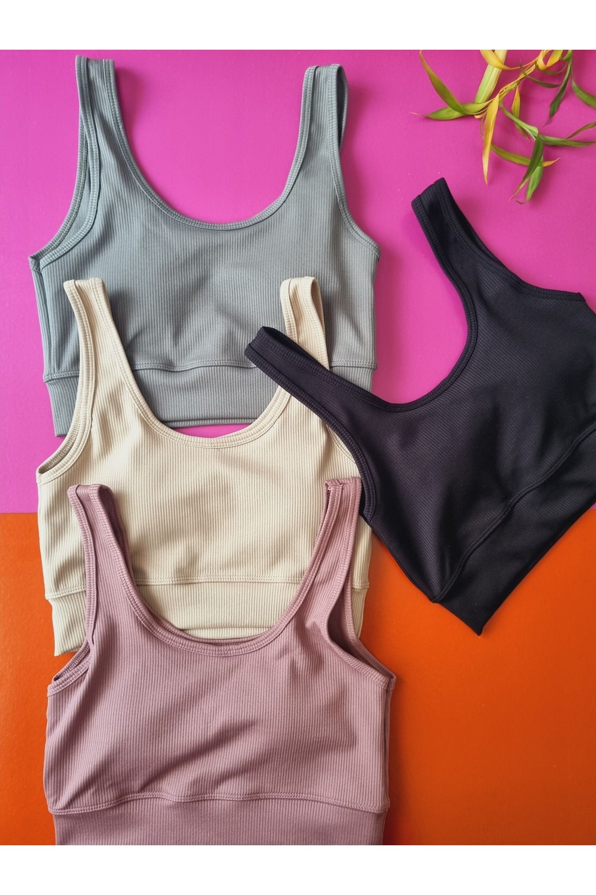 Demirsa Boutique Fitilli 4'lü Çağla Yeşil, Siyah, Açık Mürdüm ve Krem Renk Çıkarılıp Takılabilir Pedli Kadın Büstiyer