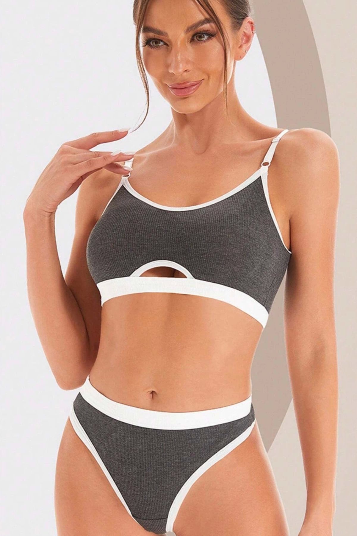 GiyimCity Kadın Gri Antrasit Kaşkorse ve Beyaz Lastikli Cut-Out Tanga Külotlu Takım