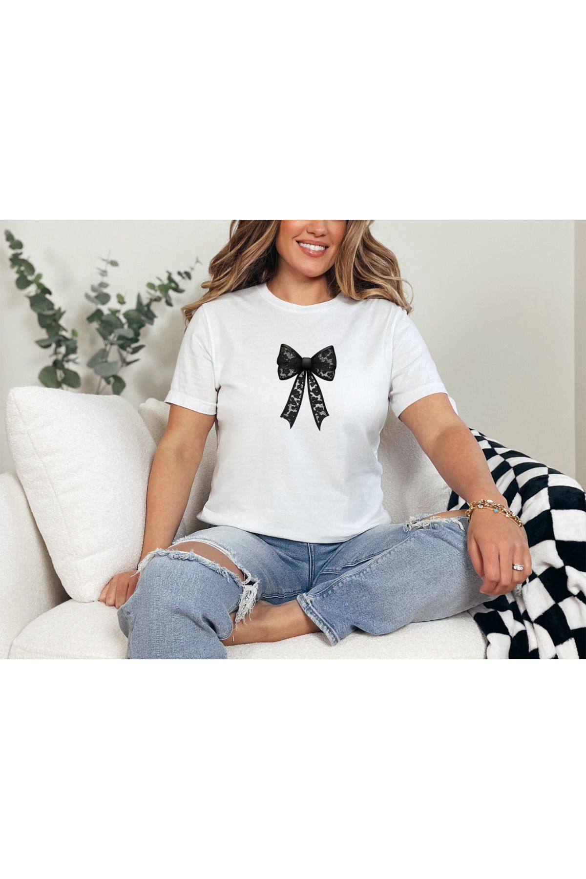 GHAND Lolita siyah fiyonk kurdele BASKILI trend Unısex Normal Kalıp T-Shirt