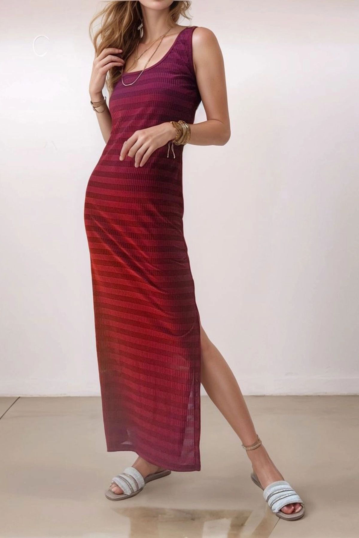 bacc Bordo Kare Yaka Rahat Kesim Yırtmaçlı Elbise BCBSK-25700-3658