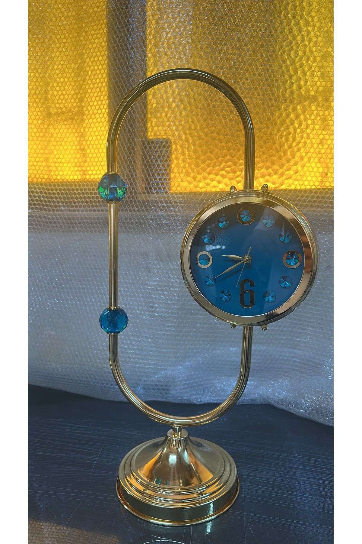MGEStore Dekoratif Masa Saati Altın Renkli Kristal Taşlı Modern Masaüstü Saat