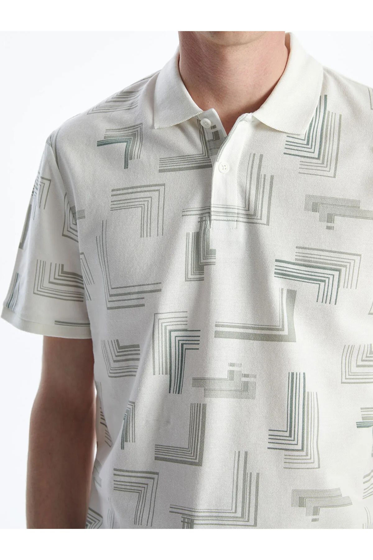 LC Waikiki Polo Yaka Kısa Kollu Desenli Pike Erkek Tişört