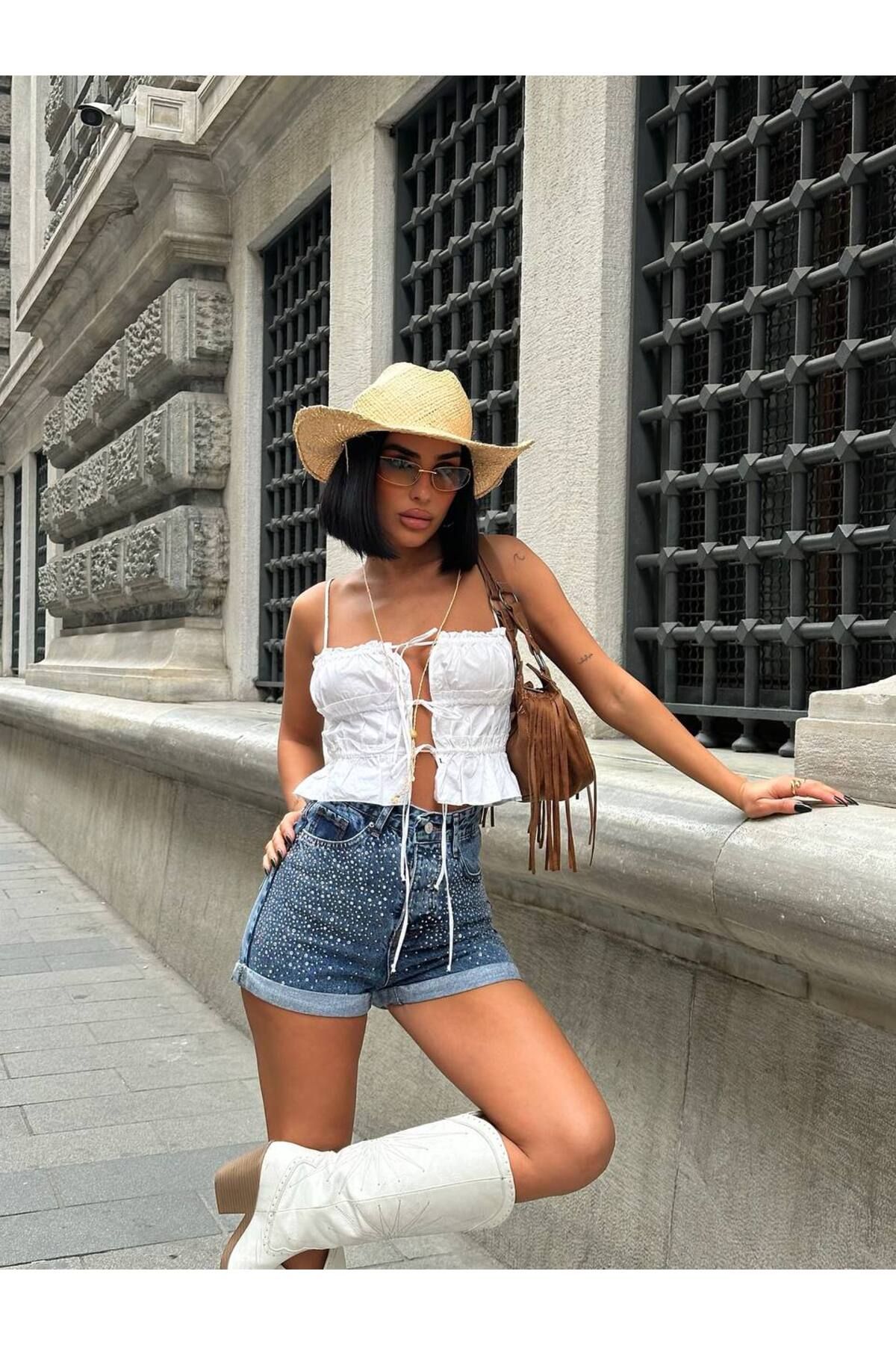 Castivo Fashion Rodeo Işıltılı Taşlı Denim Şort